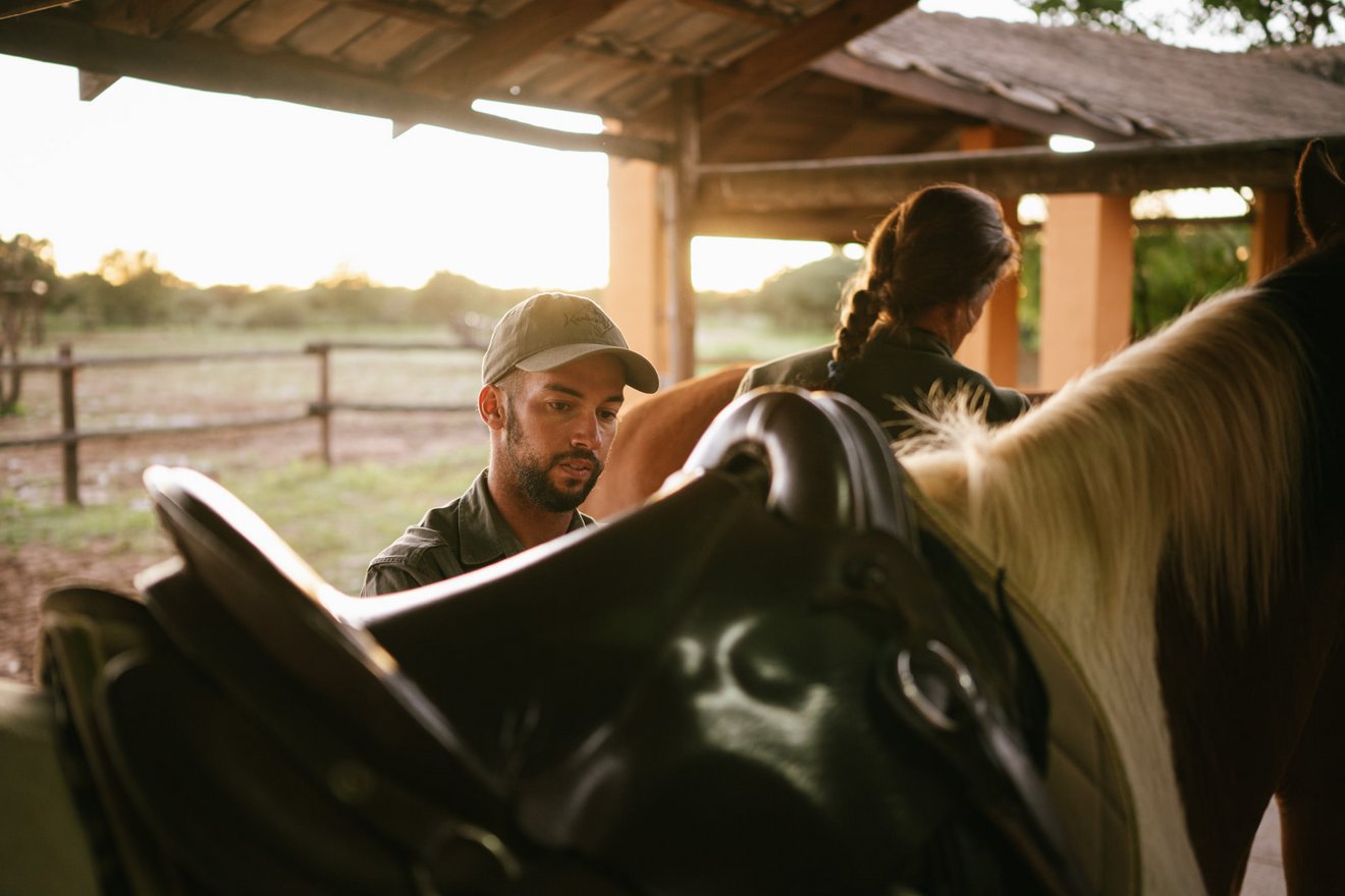 Pack-for-RidingSafari3