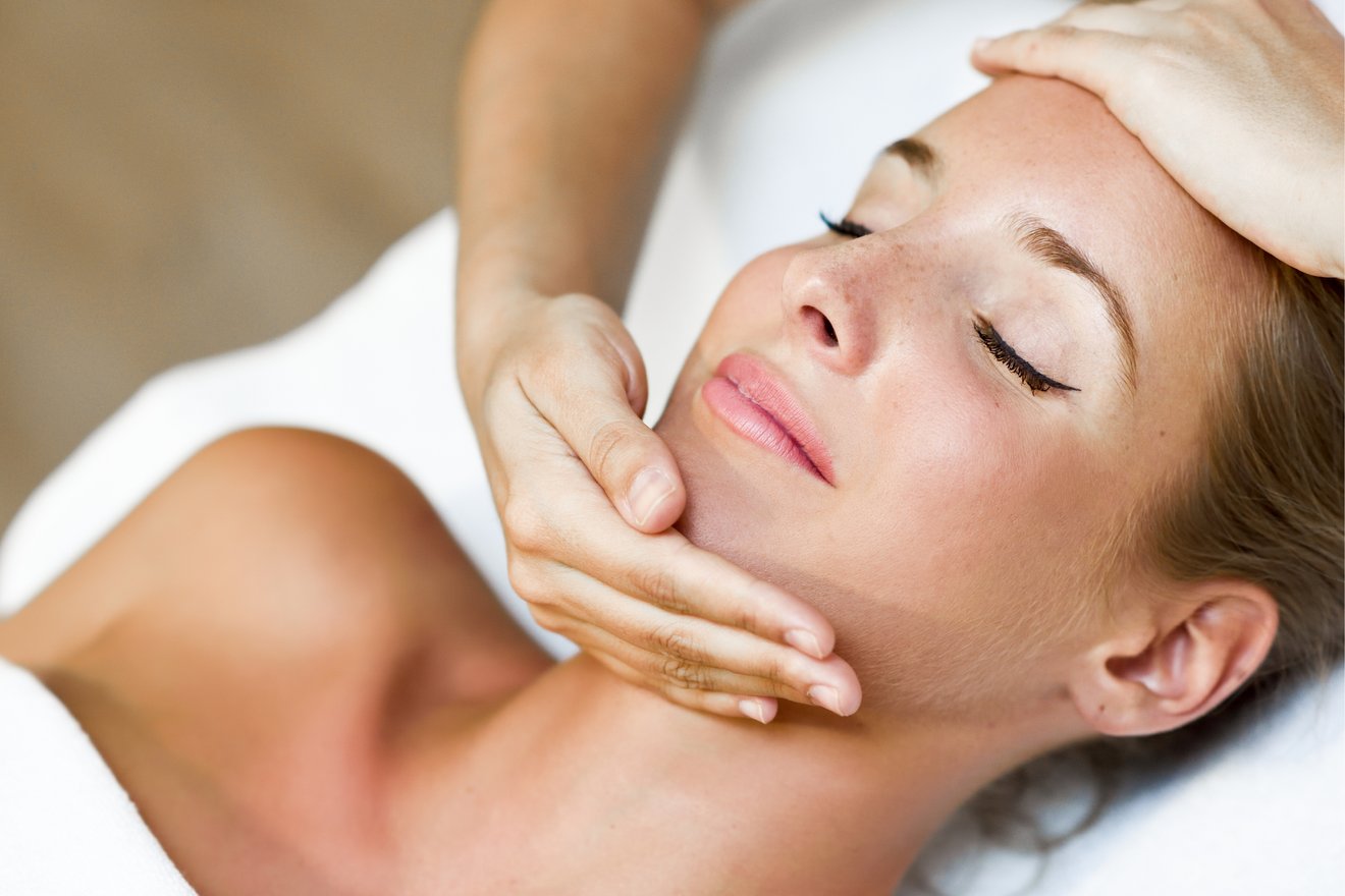 Kambaku-Teaser-Facial-Massage2