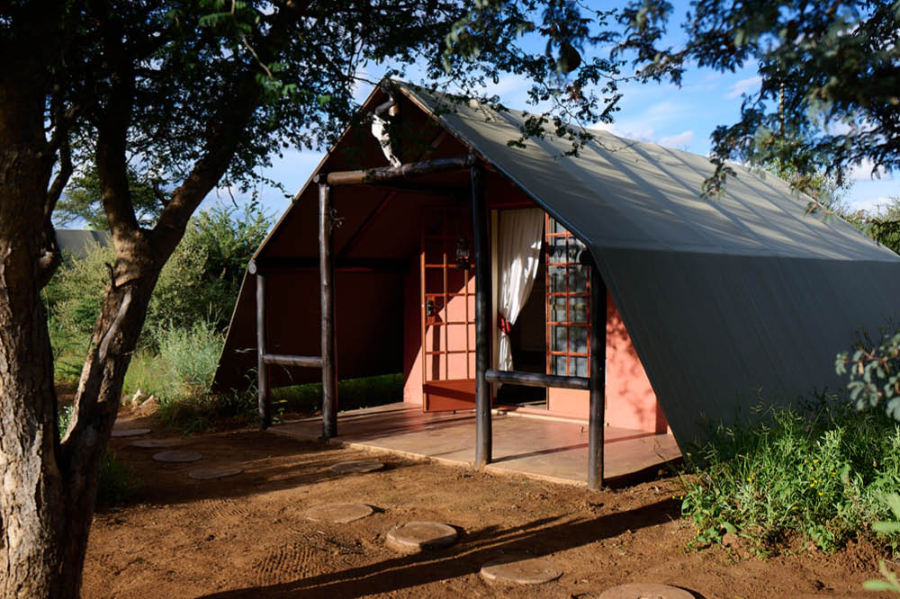 Kambaku-Camp-TEnt